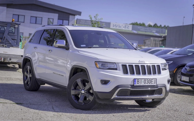 Jeep Grand Cherokee cena 95000 przebieg: 203300, rok produkcji 2015 z Białystok małe 254